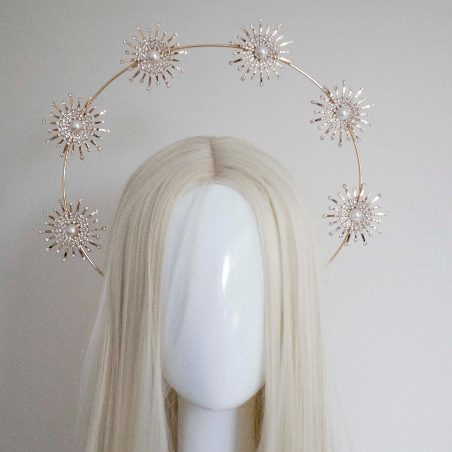 Gold Metal Sun Star with Pearl Headpiece